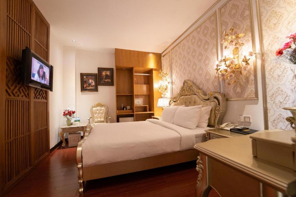 The White Hotel 8A Thai Van Lung Thành Pho Ho Chí Minh Esterno foto